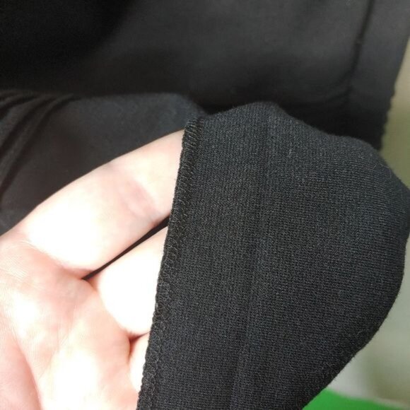 Elle dress womens size 12 Fit-Flare black cap sleeve pleated detail - Picture 3 of 8